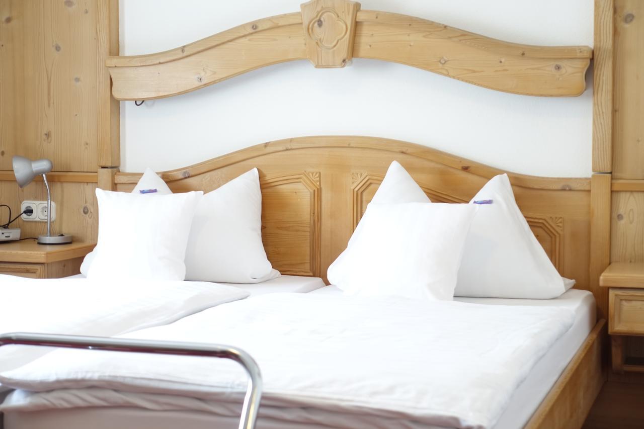 Hotel Gasthof Schoenblick Neumarkt in der Oberpfalz Eksteriør billede